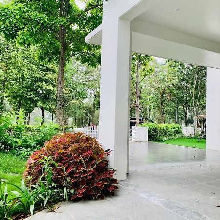 Xanh Villas Resort & Spa Luxury Hanoi Exterior foto